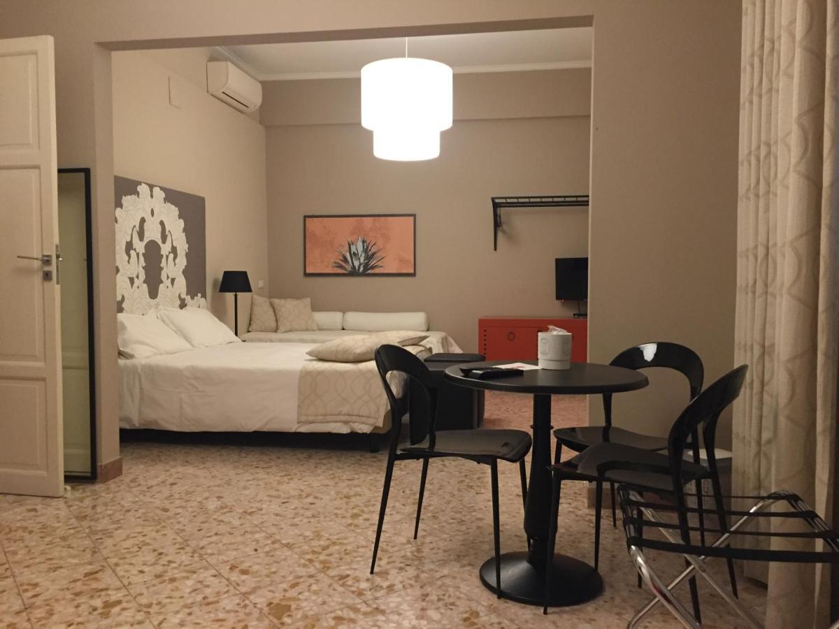 Due Cani Apartment باليرمو المظهر الخارجي الصورة